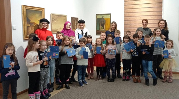 Muzejske radionice: „Izrada prazničnih čestitki“